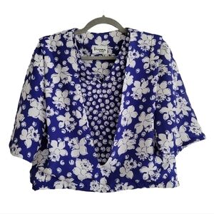 VTG Evanna Petite Puff Sleeve Floral Blouse